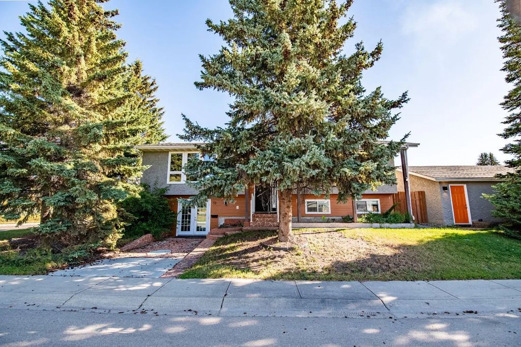 51 Nolan Street , Red Deer