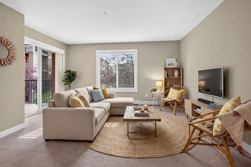 2206 403 Mackenzie Way Sw, Airdrie