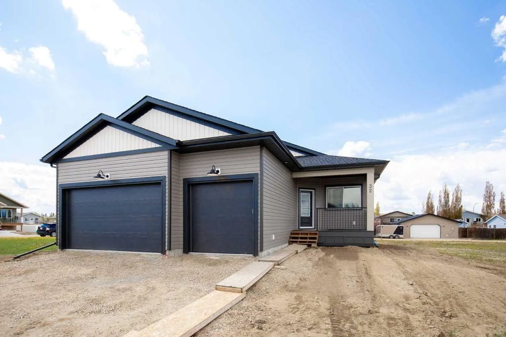 32 Sunrise Crescent N, Three Hills