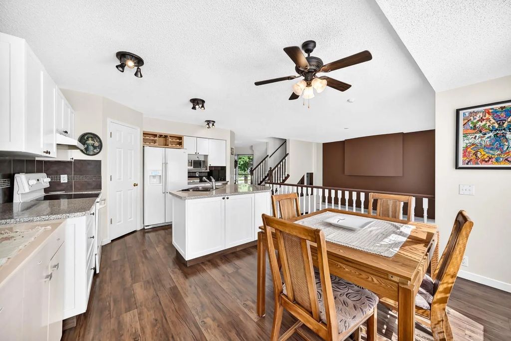 14954 Mt Mckenzie Drive Se, Calgary