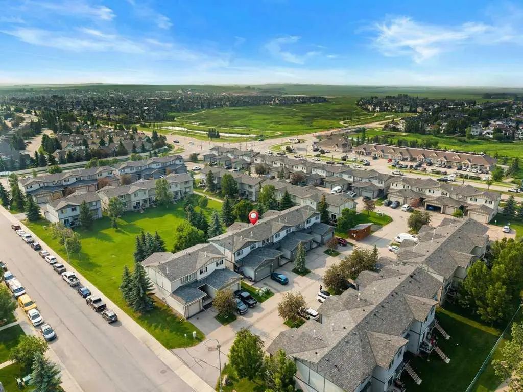 1204 720 Willowbrook Road Nw, Airdrie