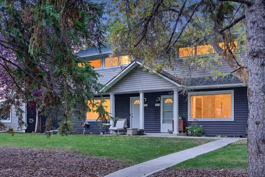 572 Regal Park Ne, Calgary
