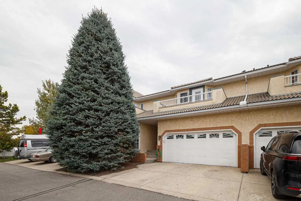 7 Richelieu Court Sw, Calgary