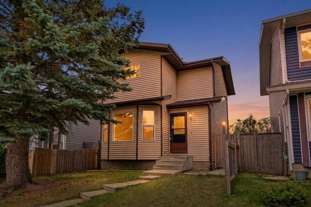 61 Falmere Way Ne, Calgary