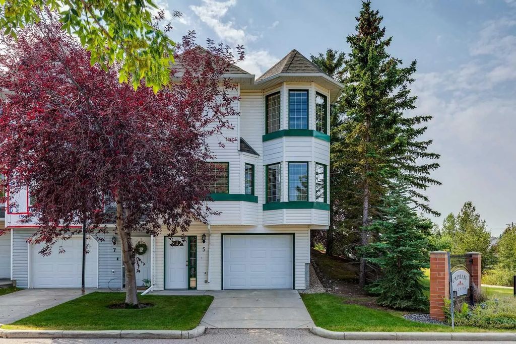 5 Prominence View Sw, Calgary
