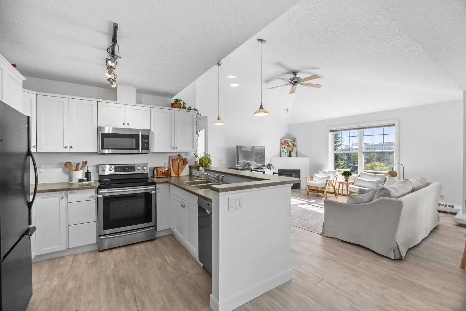 408 1414 17 Street Southeast, Calgary – Residential Apartment Listing Photo 7