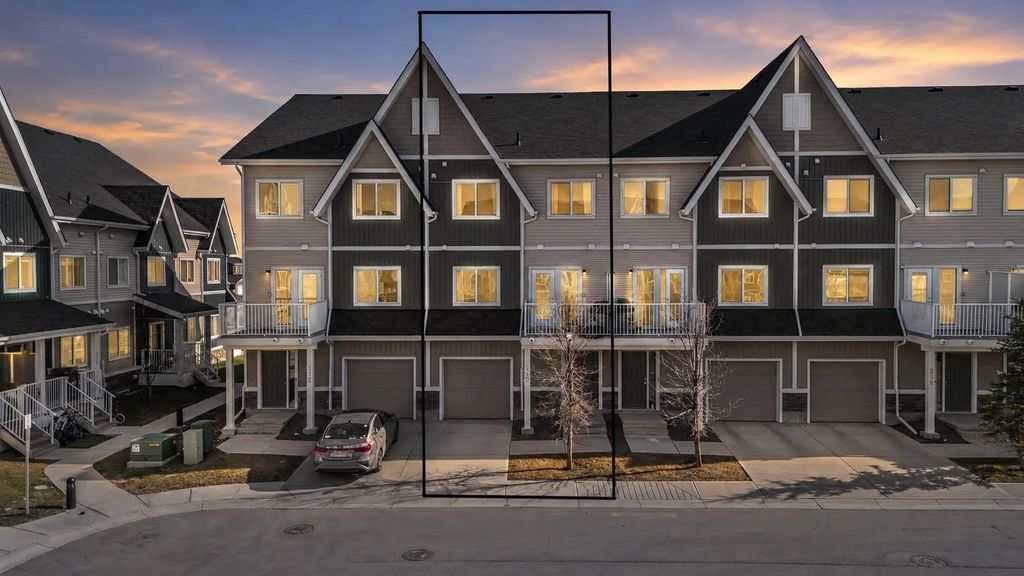 310 32 Red Embers Parade Ne, Calgary