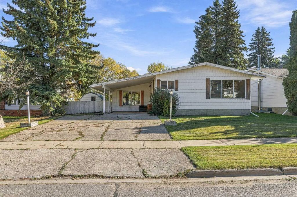 3305 55 Avenue , Lloydminster