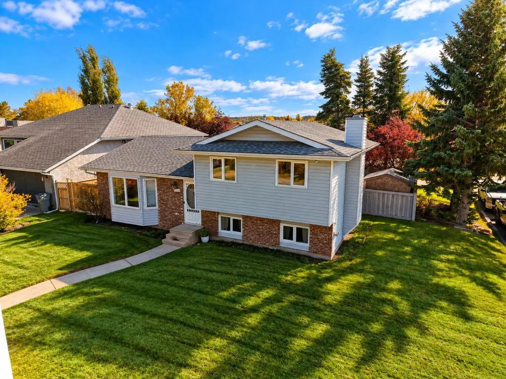 86 Harolds Hllow  , Whitecourt