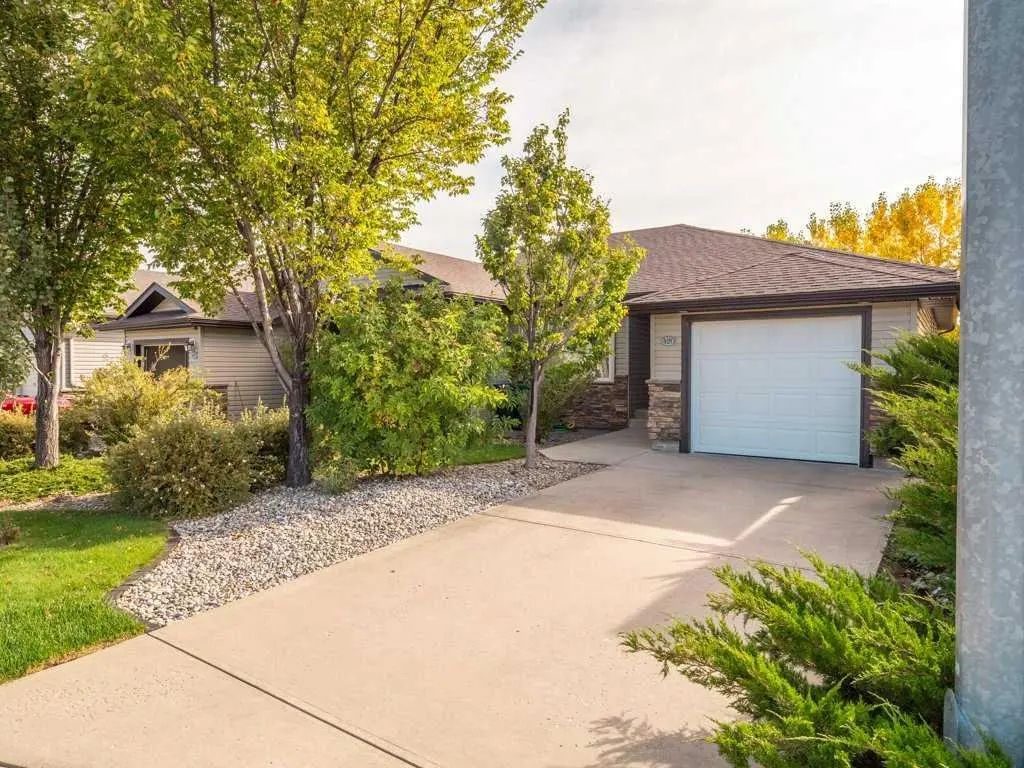 420 Mt Sunburst Crescent W, Lethbridge