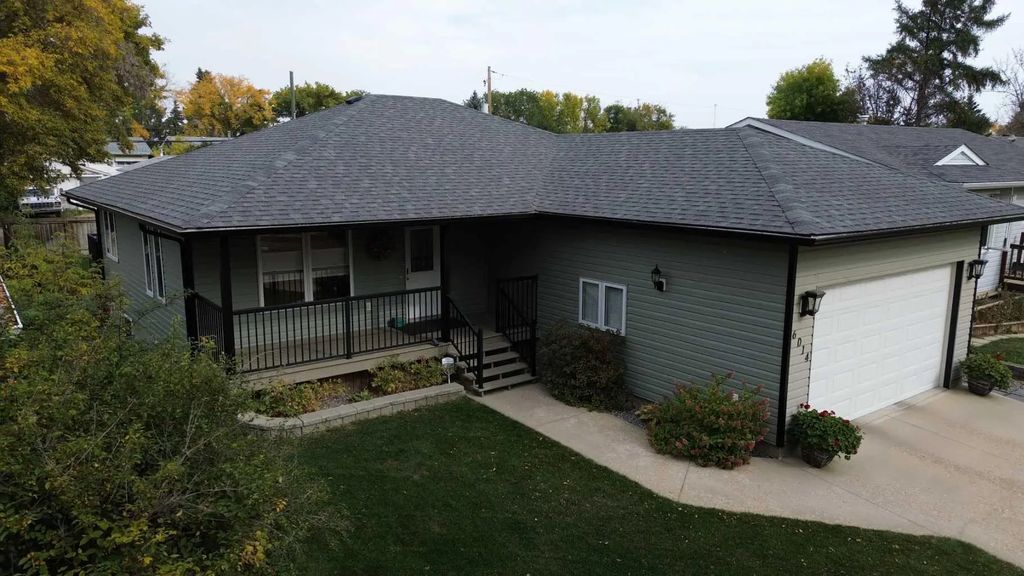 6014 50a Ave  , Stettler