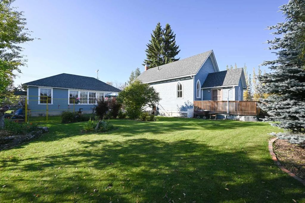 5014 50 Street , Colinton