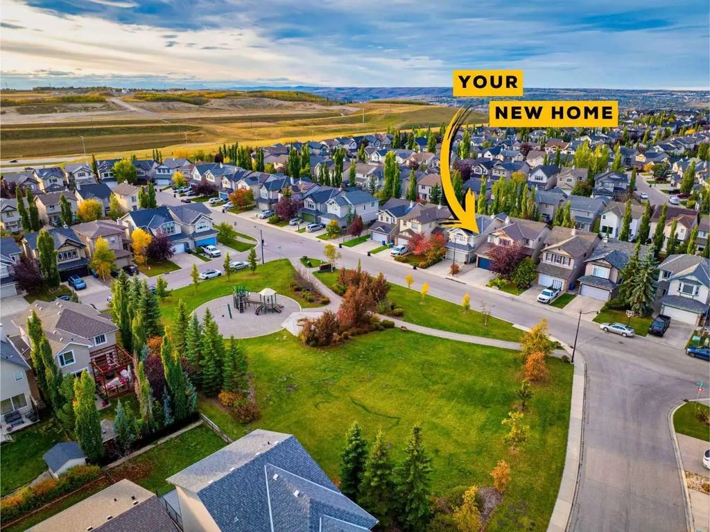 66 Cougarstone Close Sw, Calgary