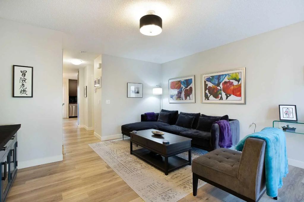 1907 2445 Kingsland Road Se, Airdrie