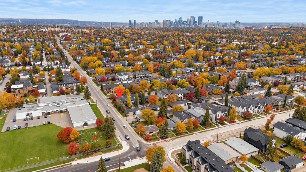5012 20 Street Sw, Calgary