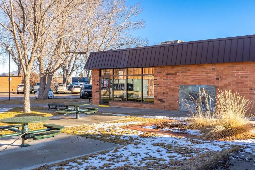 121 1 Street Sw, High River