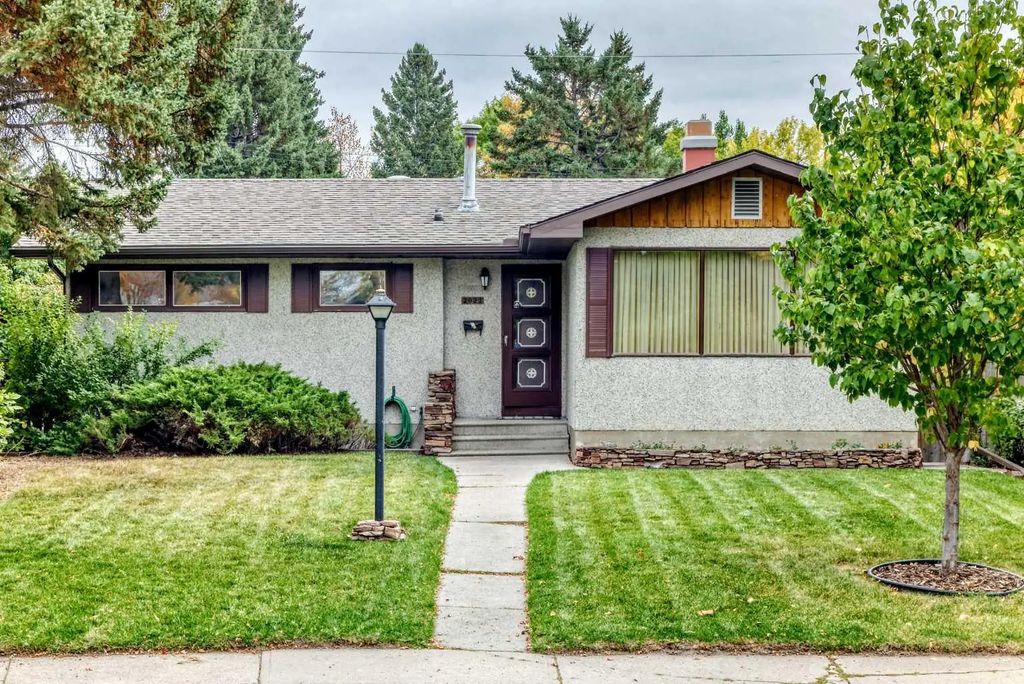 2022 Redwood Crescent Se, Calgary