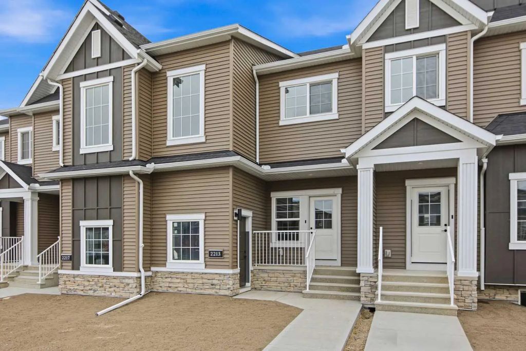 2213 Bayview Drive Sw, Airdrie