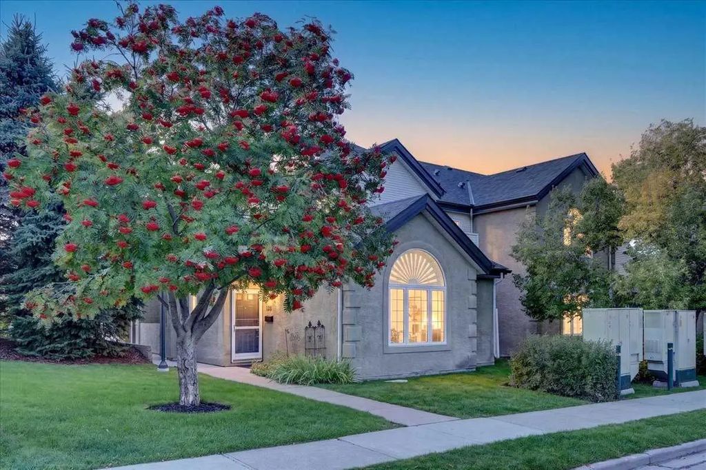 3221 2 Street Nw, Calgary