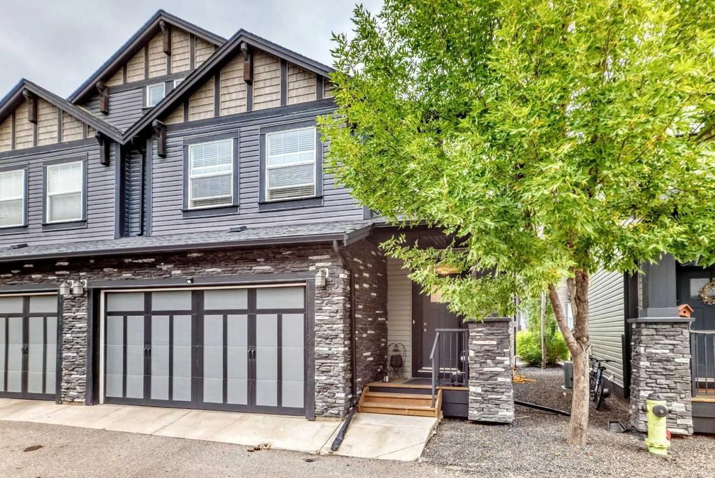901 110 Coopers Common Sw, Airdrie