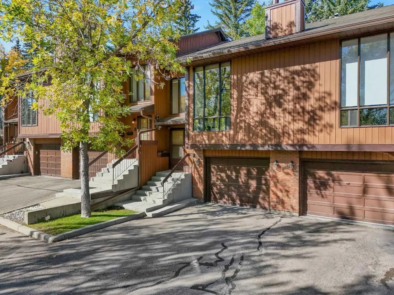 3 7900 Silver Springs Road Nw Calgary Alberta T3B 4J5 Silver Springs Details