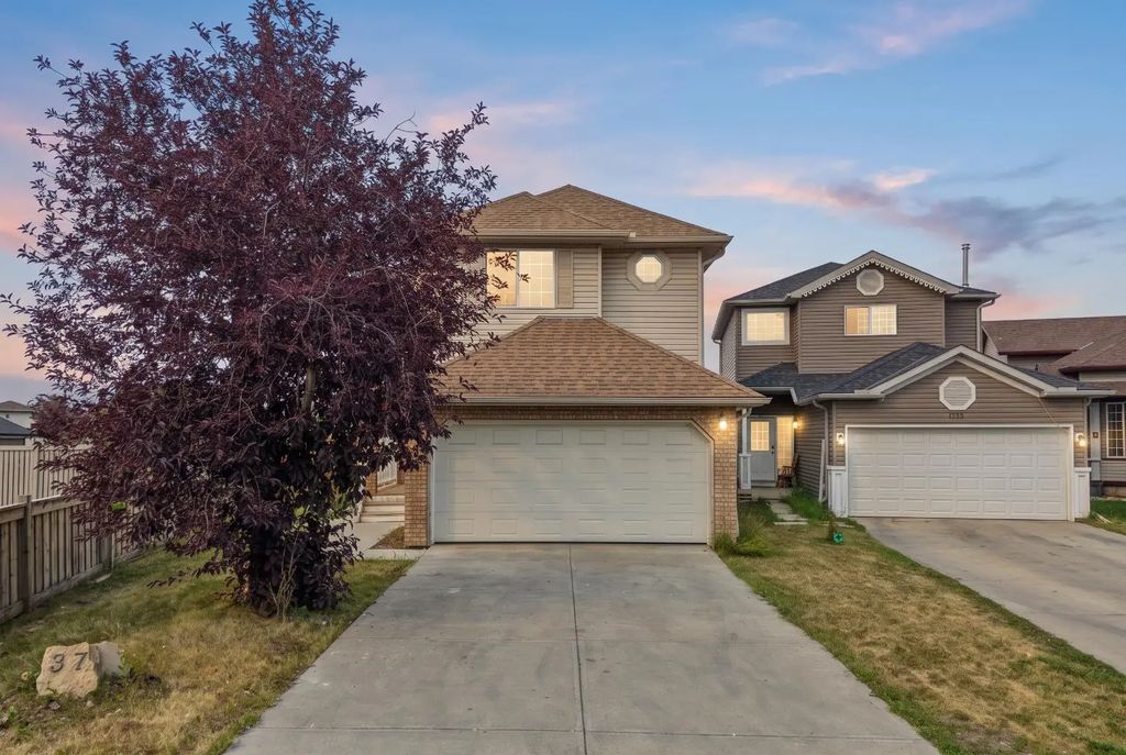 187 Martinvalley Crescent Ne, Calgary