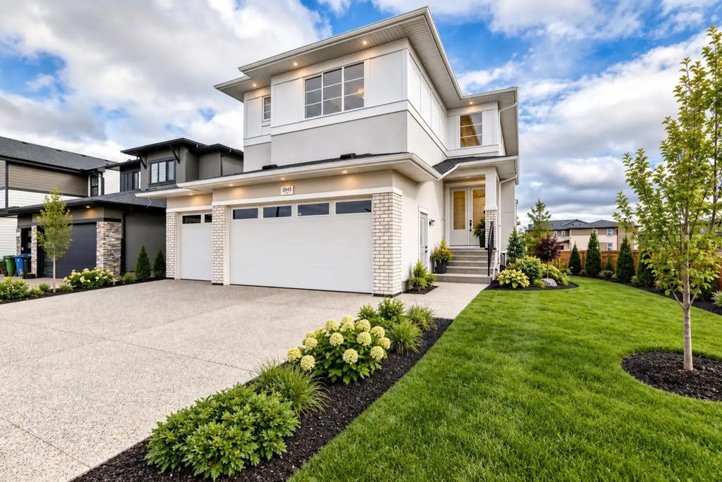 2045 Waterbury Road , Chestermere