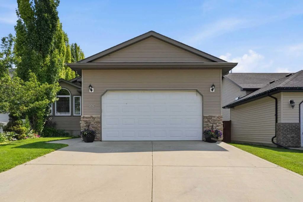 926 Ramage Crescent , Red Deer