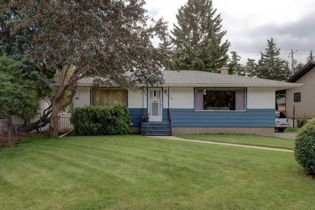 2119 Halifax Crescent Nw, Calgary