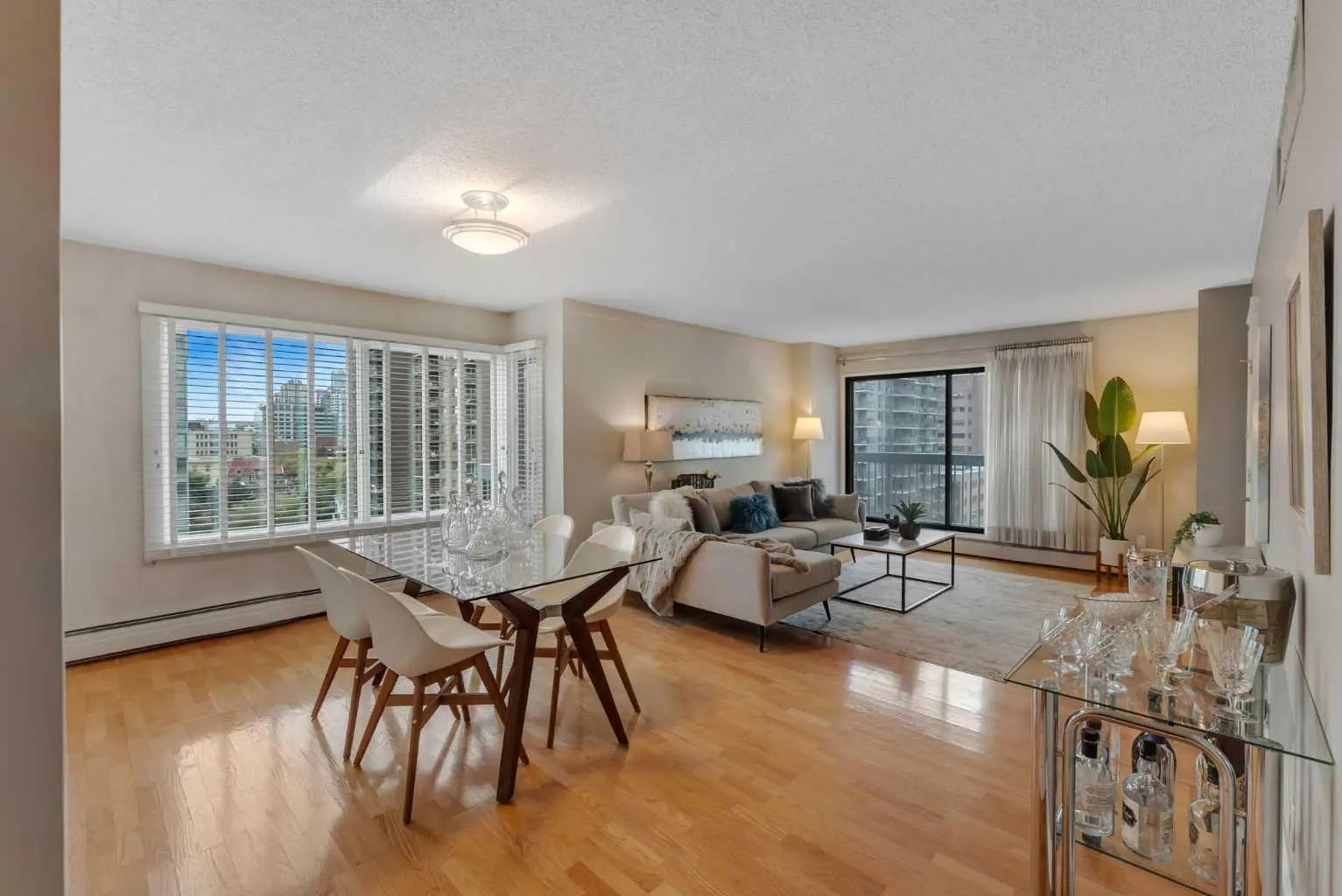 920 540 14 Avenue Sw Calgary Alberta T2R 0M6 Beltline Details