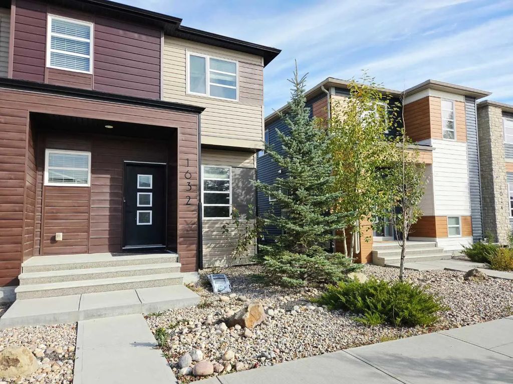 1632 Cornerstone Boulevard Ne, Calgary