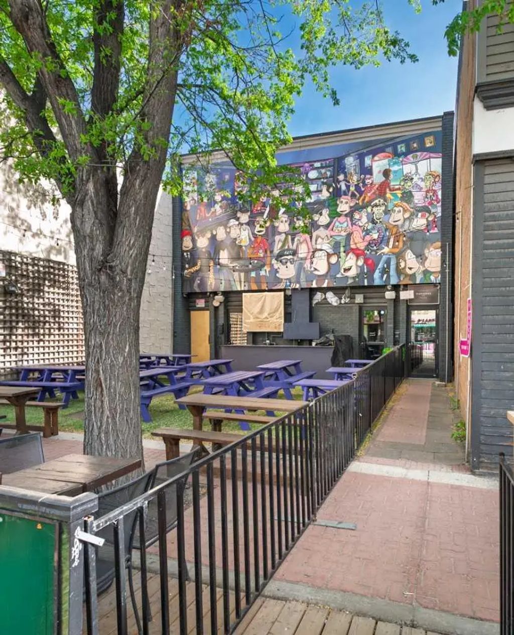 1212 9 Avenue Se, Calgary