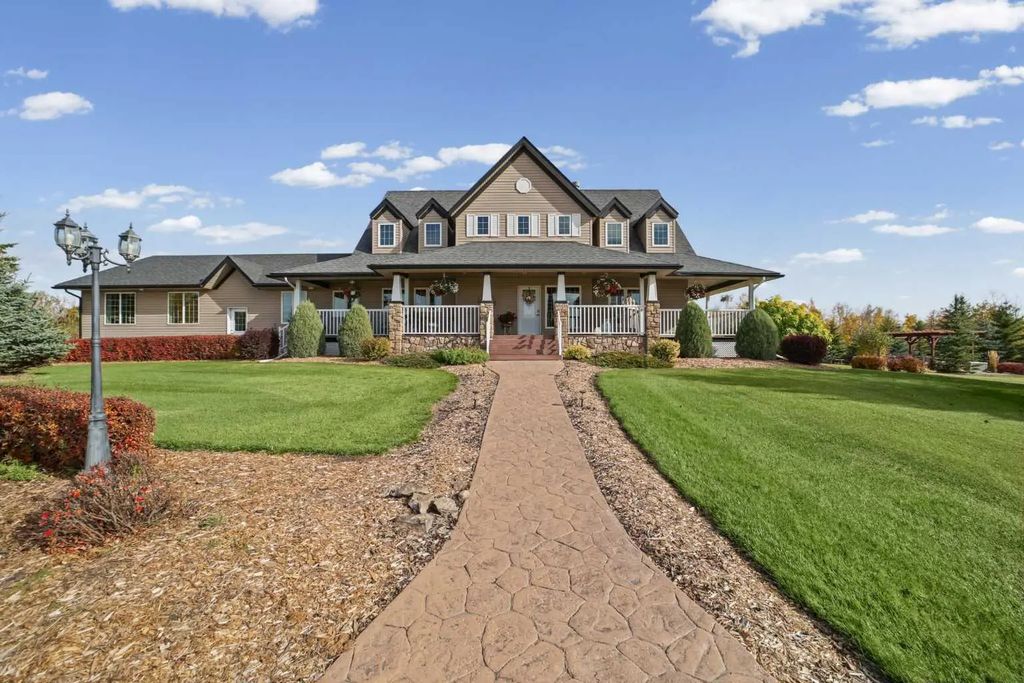 33510 Range Road 12  , Rural Mountain View County
