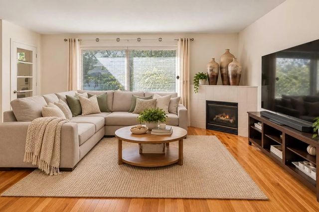 Modern suburban home in Evanston