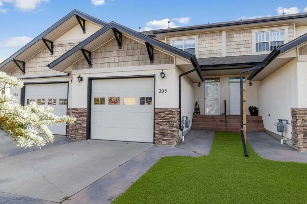 303 Addington Drive , Red Deer