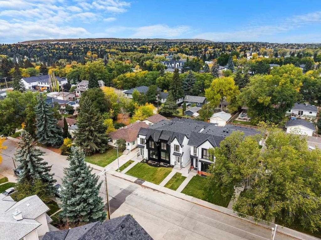420 32 Avenue Nw, Calgary