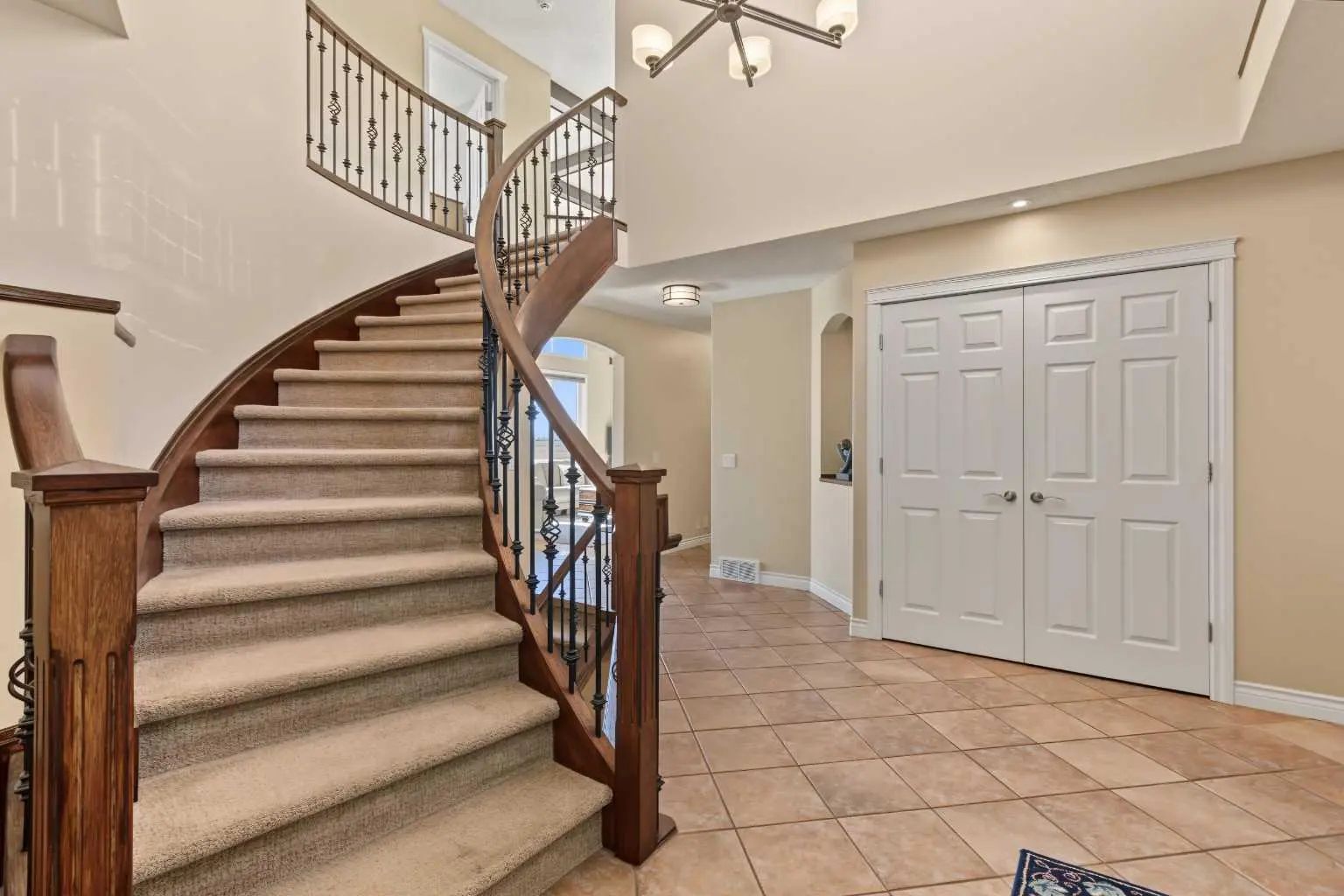 32 Mt Kidd Point Southeast, Calgary – Residential Detached Listing Photo 12