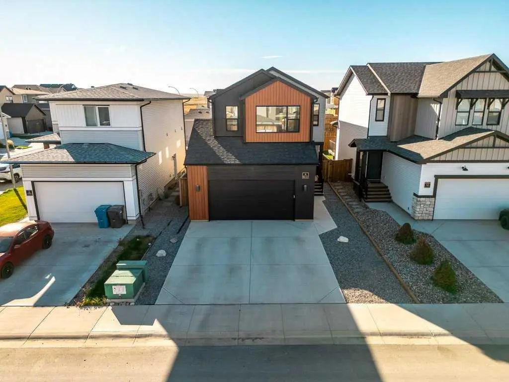 6 Miners Road W, Lethbridge
