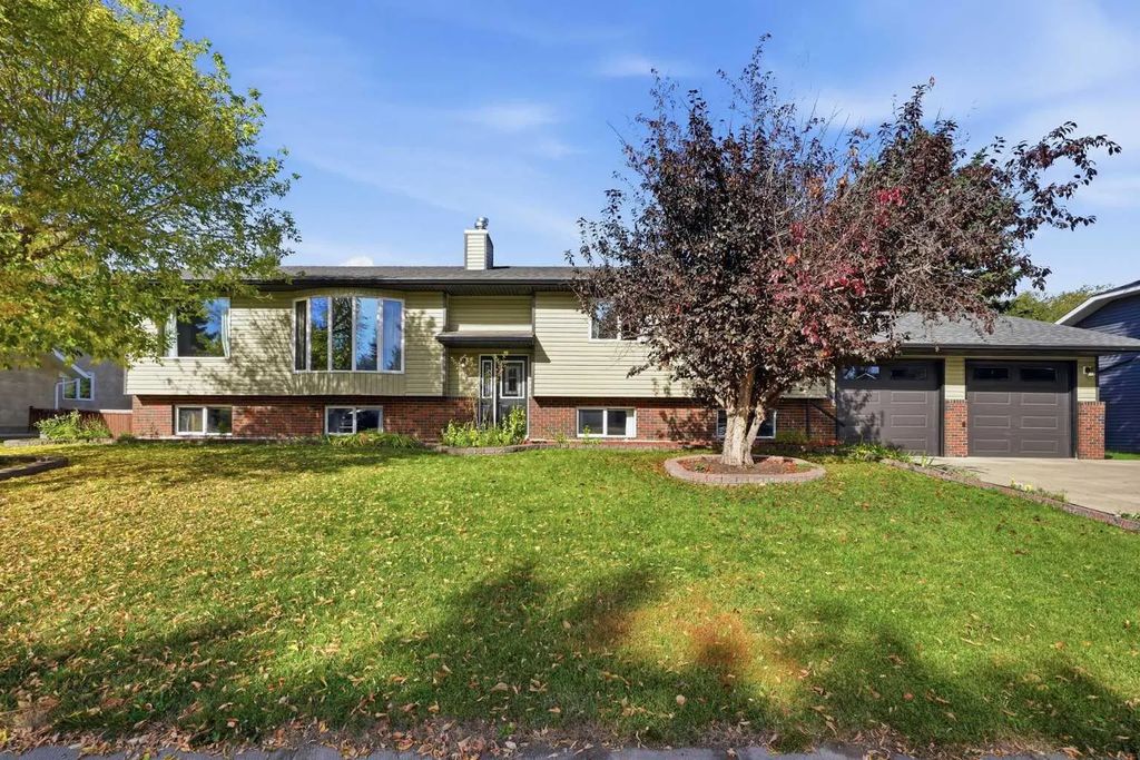 12 Dickens Lane , Lacombe
