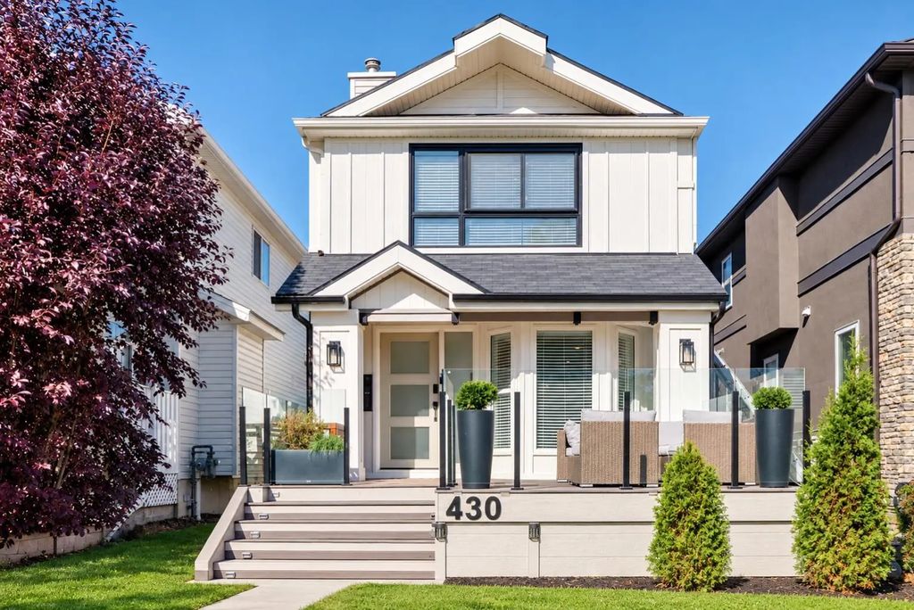 430 56 Avenue Sw, Calgary