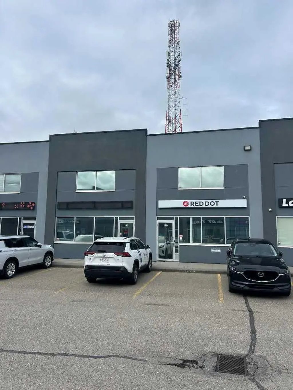 135 & 139 2710 3 Avenue Ne, Calgary