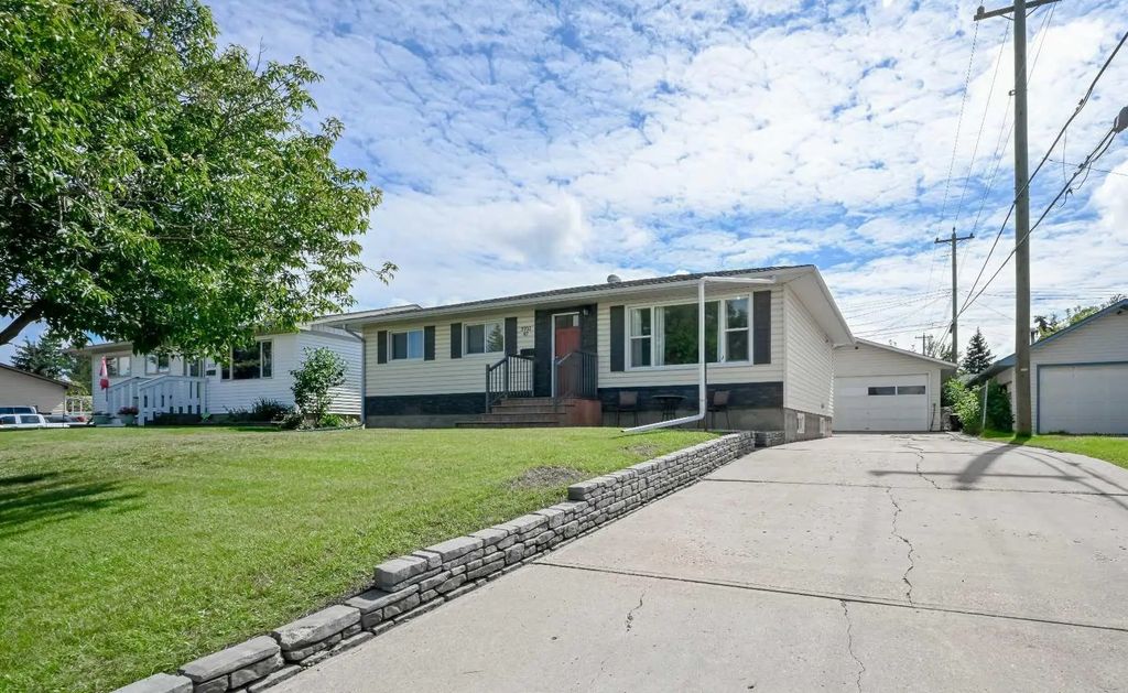 9703 87 Avenue , Grande Prairie