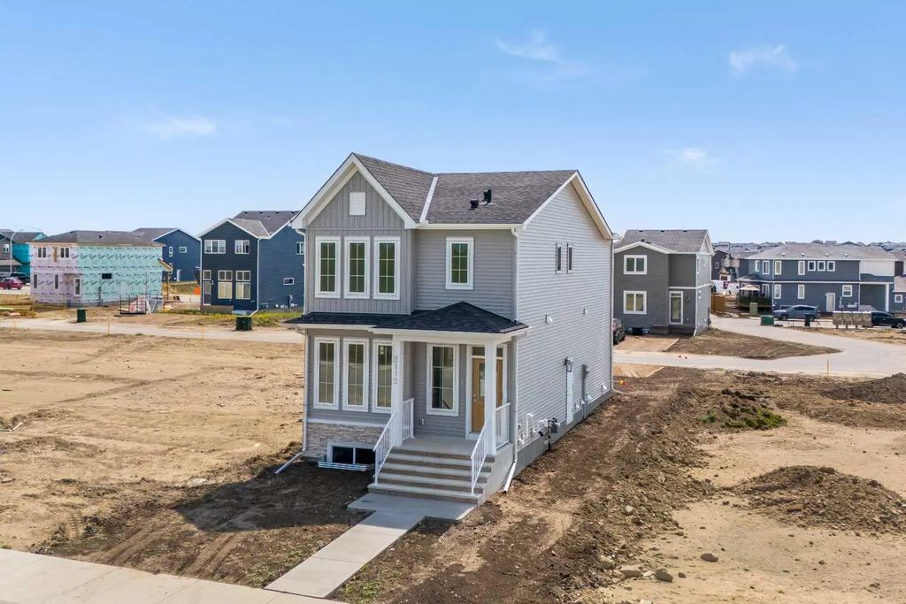 2112 152 Avenue Nw, Calgary