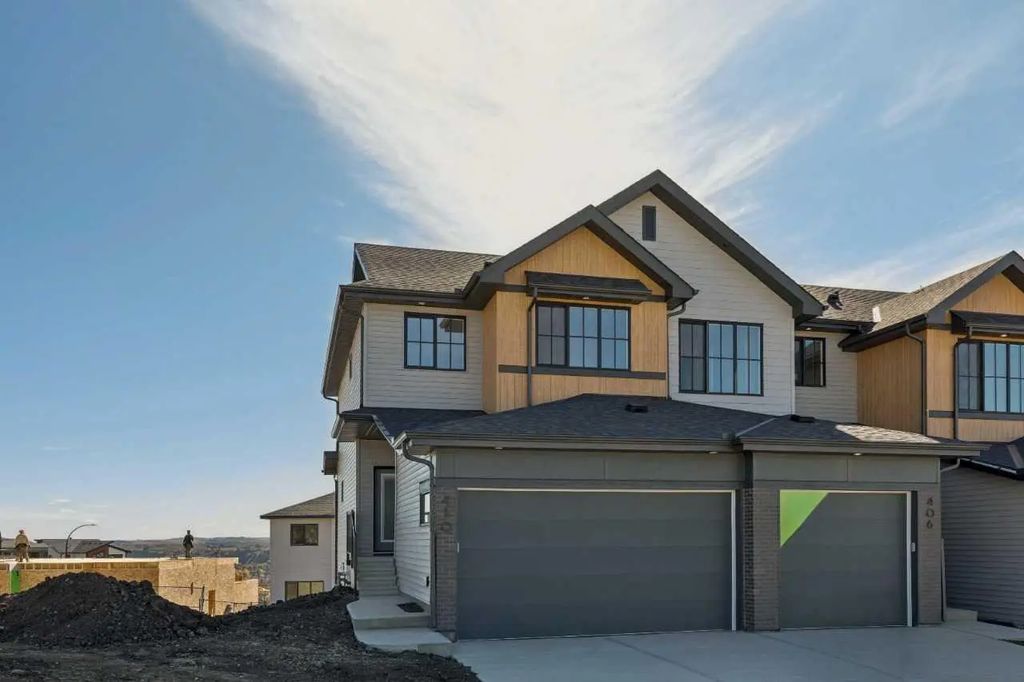 410 Heritage Boulevard , Cochrane