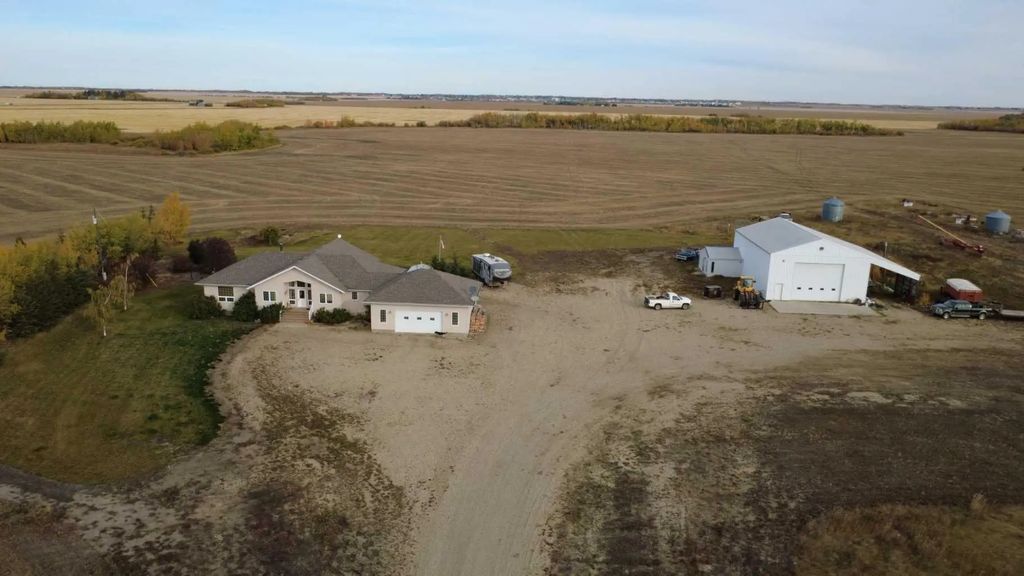 32048 Twp Rd 812  , Rural Fairview No. 136, M.D. of