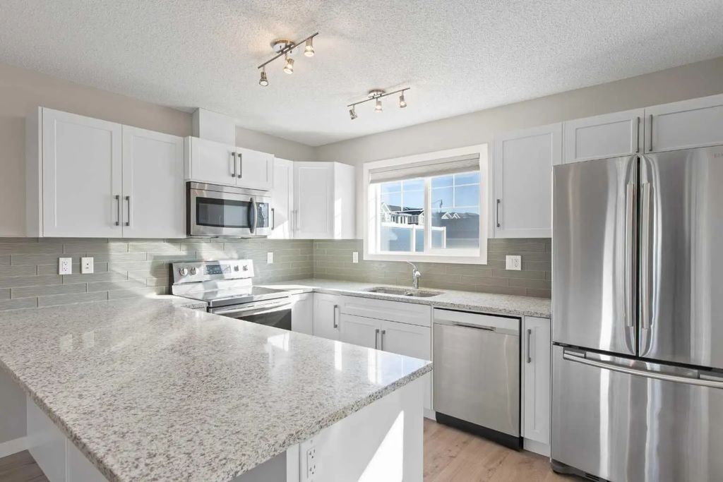 276 Sunset Road , Cochrane
