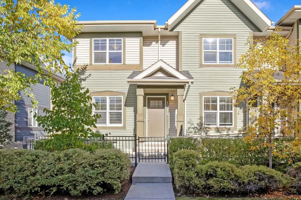1014 Mckenzie Towne Villas Se, Calgary