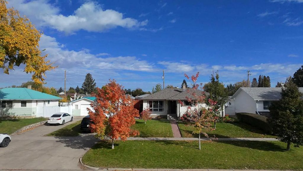 4925 56 Avenue , Taber
