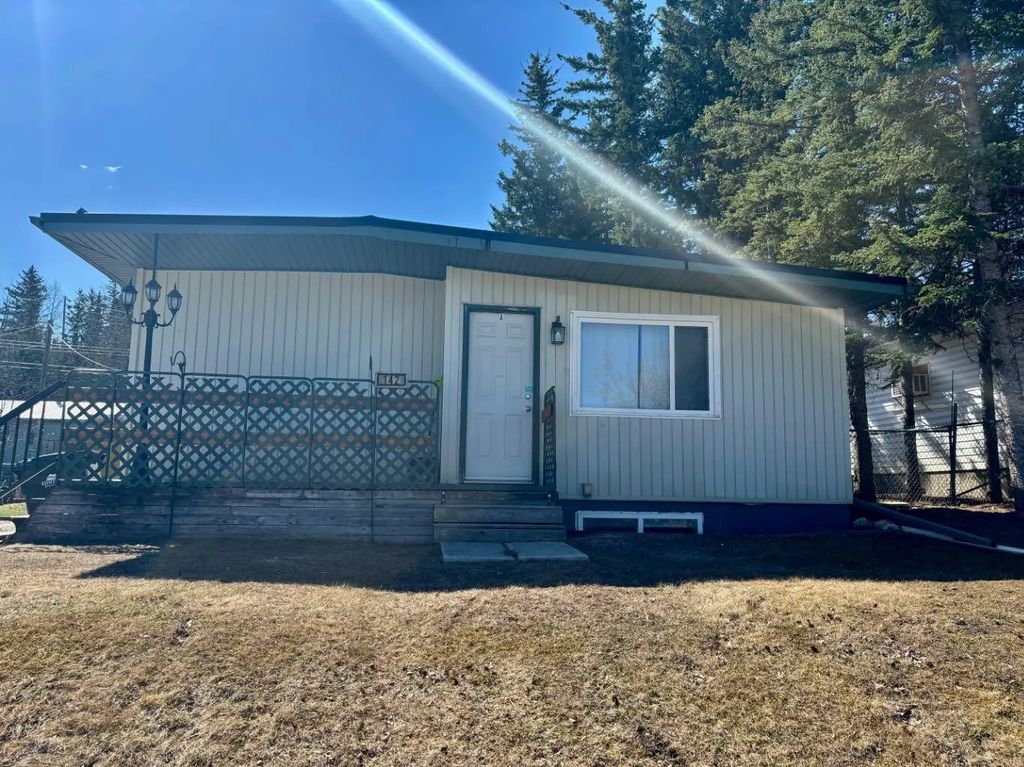 142 Meadow Drive , Hinton