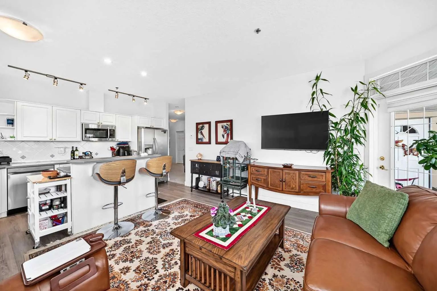 305 3412 Parkdale Boulevard Northwest, Calgary – Residential Apartment Listing Photo 12